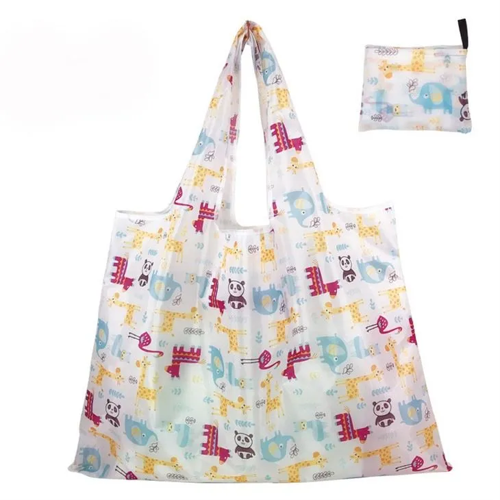 Perdirbti daugkartinio naudojimo pirkinių krepšiai